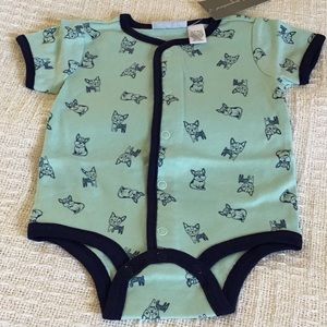NWT onesie. Size 3-6 months. Cute doggy design
